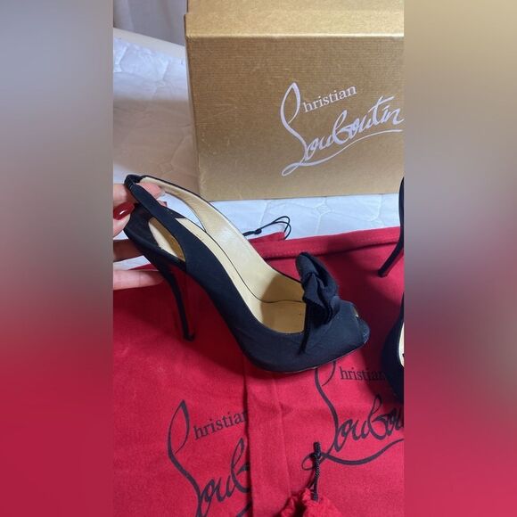 Christian Louboutin Black Patent Leather Stiletto Heels, US8 - Picture 1 of 10
